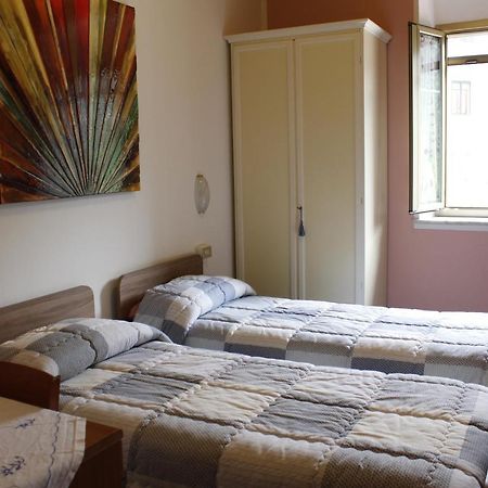 Albergo Elisa Comano Kültér fotó